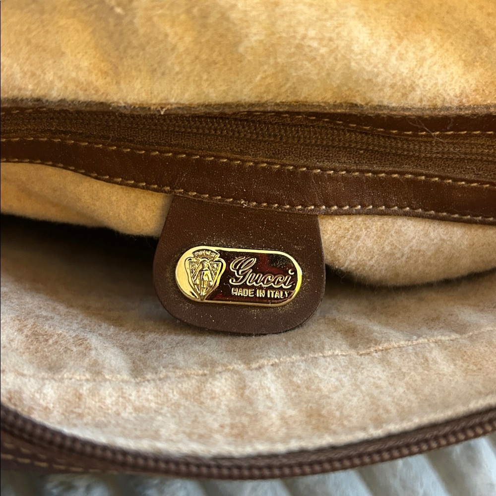 Gucci Brown/Tan Monogram Crossbody Bag - Picture 6 of 16